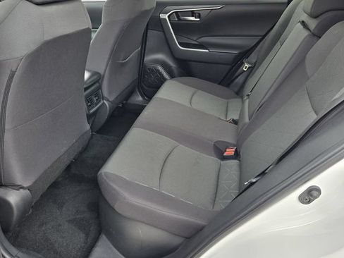 Used 2024 Toyota RAV4 XLE AWD/4WD image 11