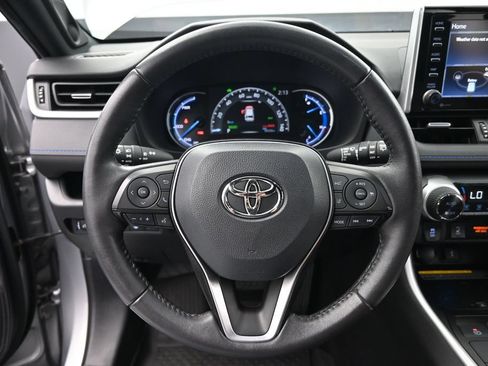 Used 2021 Toyota RAV4 XSE AWD/4WD image 17