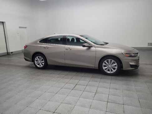 Used 2025 Chevrolet Malibu LT FWD image 11