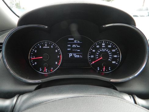 Used 2015 Kia Forte LX w/ Popular Package image 18