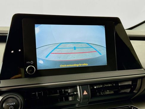 Used 2026 Toyota Prius LE image 15