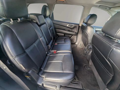 Used 2018 Nissan Pathfinder SL w/ SL Premium Package AWD/4WD image 22