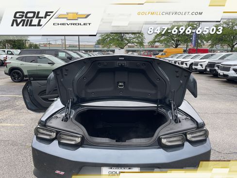 Used 2022 Chevrolet Camaro SS RWD image 12