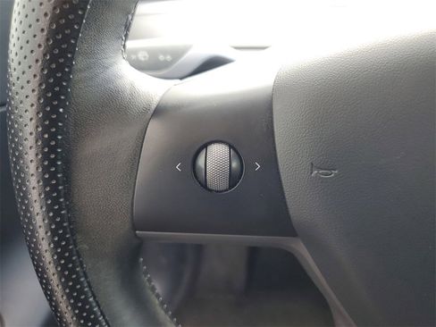 Used 2021 Tesla Model Y Long Range image 20