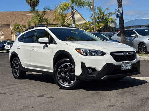 Certified 2022 Subaru Crosstrek 2.0i Premium w/ Popular Package #3 image 2