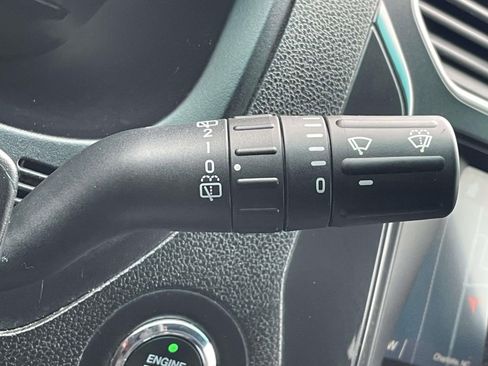 Used 2019 Ford Explorer XLT w/ Equipment Group 202A image 29