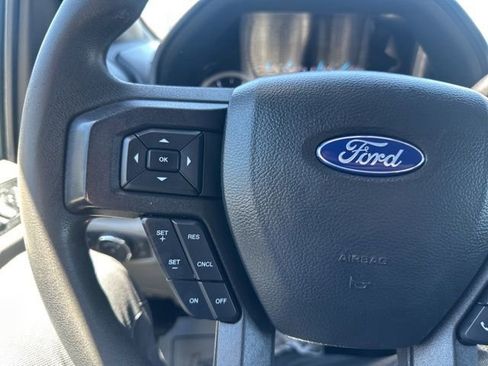 Used 2022 Ford F350 XLT w/ XLT Premium Package AWD/4WD image 37