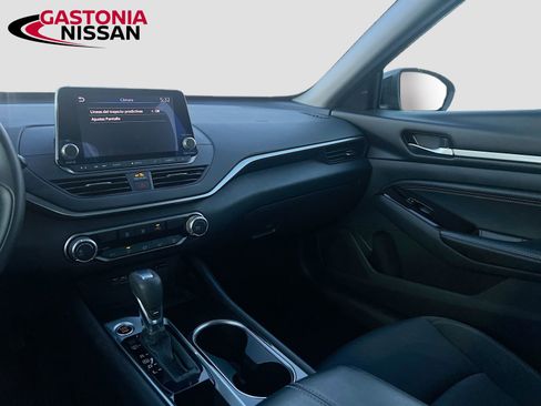 Used 2021 Nissan Altima 2.5 SV image 29