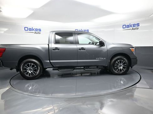 Used 2024 Nissan Titan SV w/ Accessory Utility Package image 9