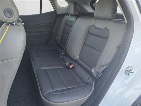 New 2026 Chevrolet Trax ACTIV w/ Sunroof Package image 17