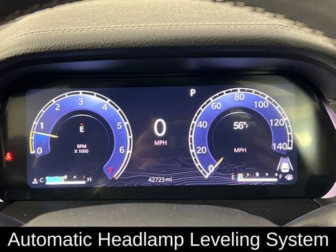 Used 2023 Jeep Grand Cherokee L Limited w/ Black Appearance Package image 11