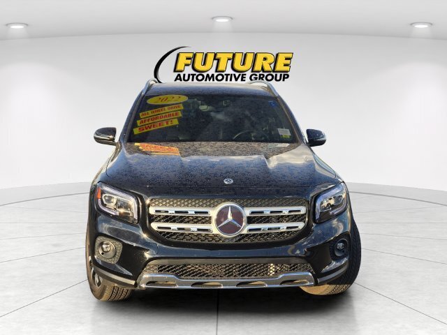 Used 2022 Mercedes-Benz GLB 250 4MATIC image 2