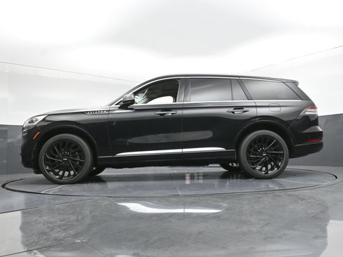 Used 2022 Lincoln Aviator Reserve w/ Equipment Group 201A image 24