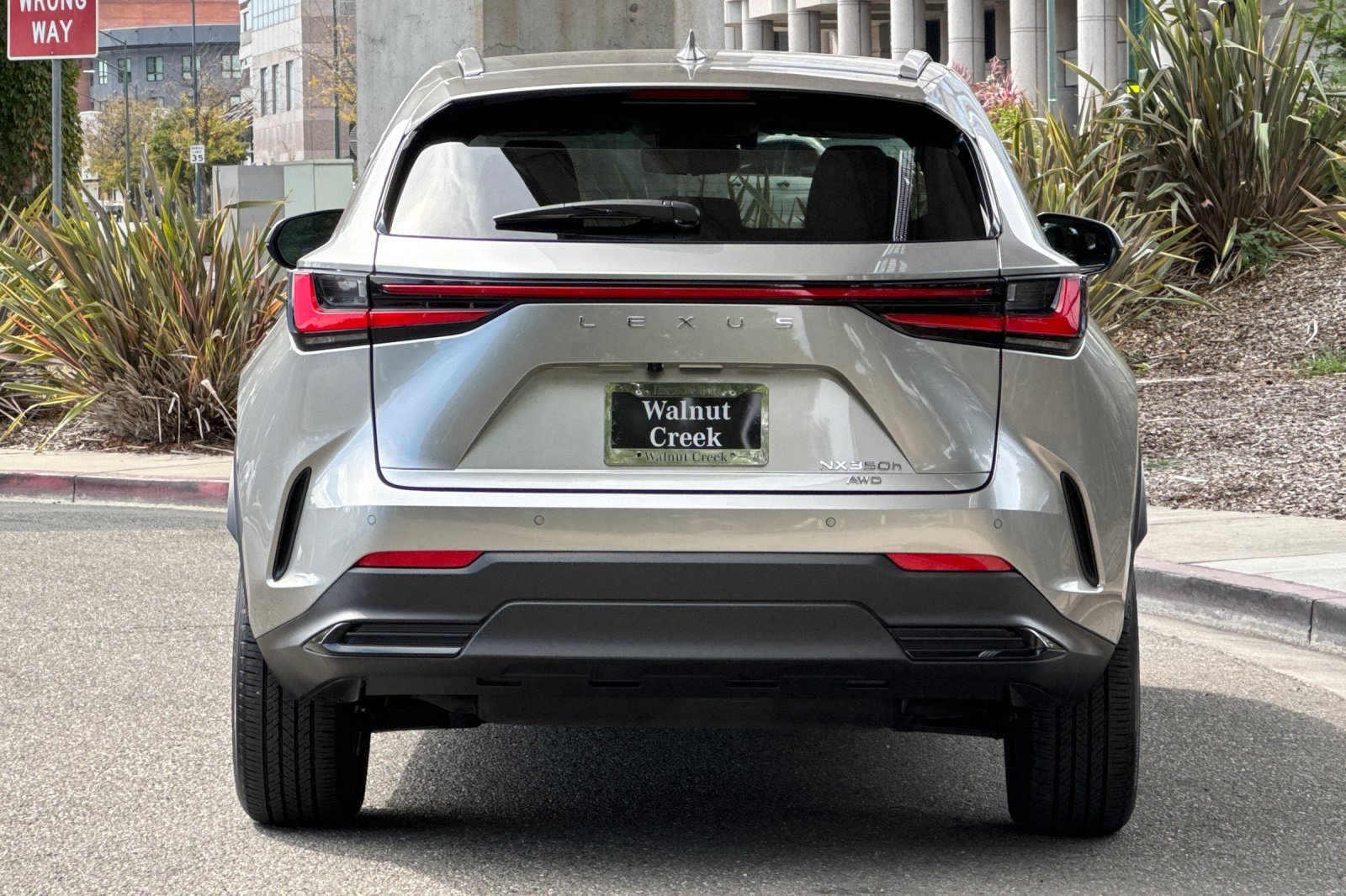 Used 2024 Lexus NX 350h AWD image 10