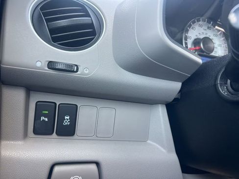Used 2014 Honda Pilot Touring image 25
