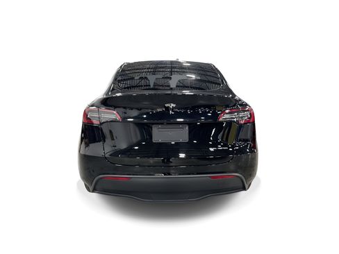 Certified 2023 Tesla Model Y Long Range AWD/4WD image 5