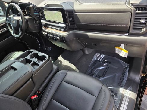 Used 2024 Chevrolet Silverado 3500 LT w/ Convenience Package AWD/4WD image 32
