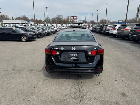 Used 2022 Nissan Altima 2.5 SV image 4