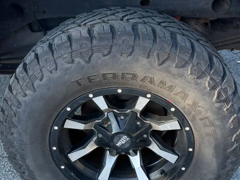 Used 2013 GMC Sierra 1500 SLE w/ Power Tech Package RWD image 9