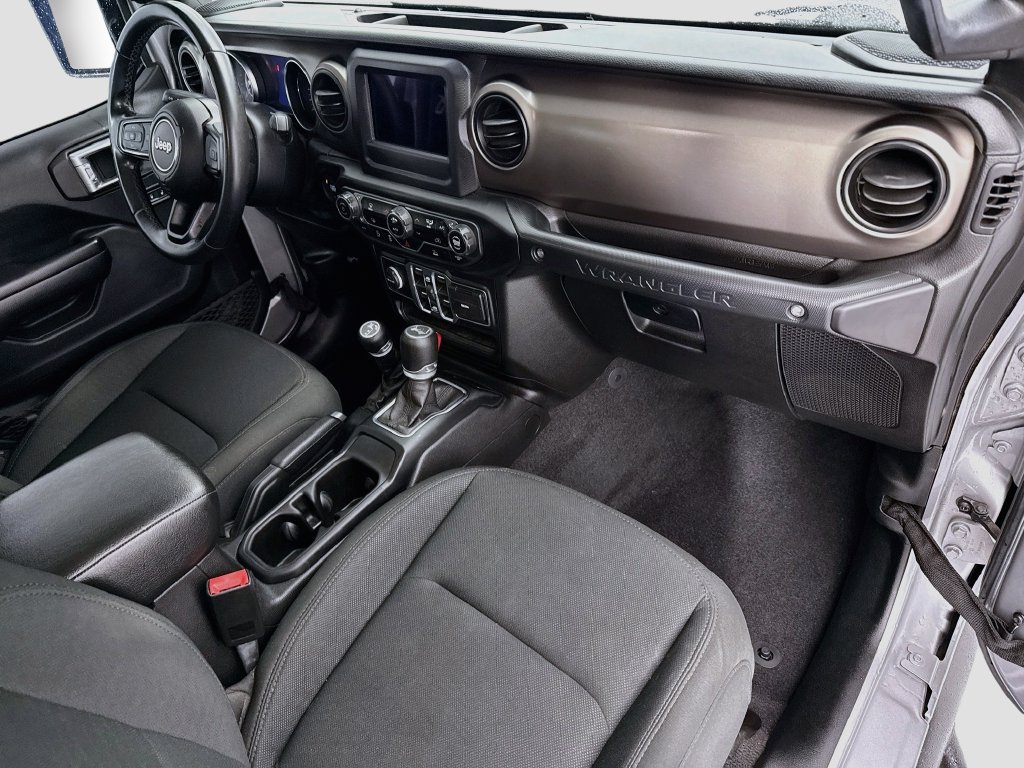 Used 2021 Jeep Wrangler Unlimited Sport AWD/4WD image 15