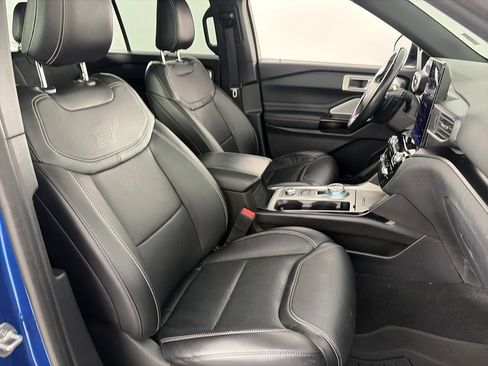 Used 2021 Ford Explorer ST w/ Equipment Group 401A AWD/4WD image 31