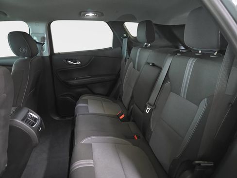 Used 2025 Chevrolet Blazer LT FWD image 14