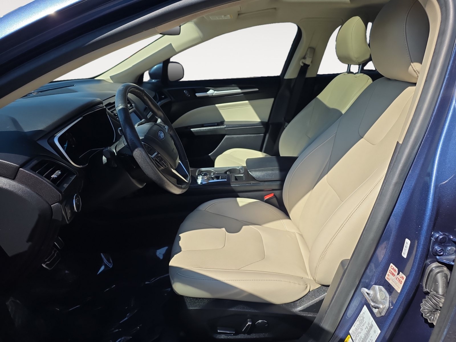 Used 2018 Ford Fusion Titanium AWD/4WD image 15