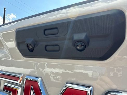 Used 2026 GMC Sierra 2500 AT4 w/ AT4 Premium Plus Package AWD/4WD image 7