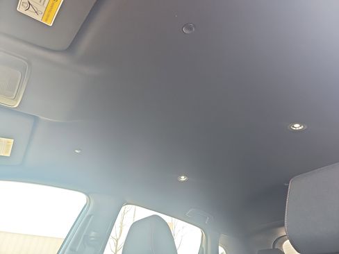 Used 2025 Honda HR-V Sport image 28