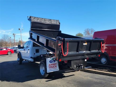 New 2026 RAM 5500 Tradesman w/ Chrome Appearance Group image 7