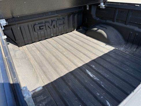 Used 2017 GMC Canyon SLE w/ SLE Convenience Package RWD image 21