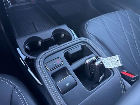 Used 2025 Ford Mustang Mach-E Select image 21