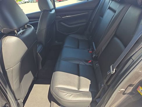 Used 2025 MAZDA MAZDA3 s FWD image 24