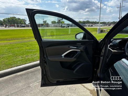 New 2026 Audi Q5 Premium Plus image 7