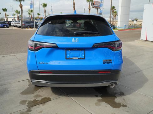 New 2026 Honda HR-V Sport image 6