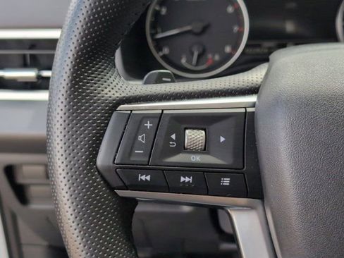Used 2025 Mitsubishi Outlander SE FWD image 20