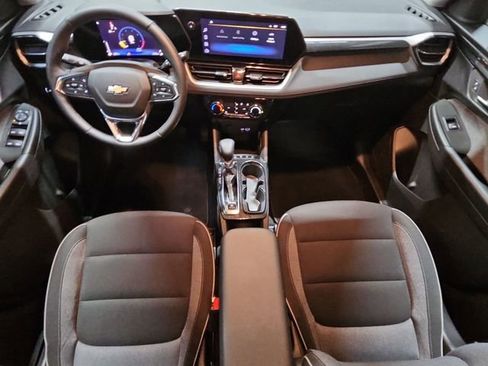 New 2025 Chevrolet TrailBlazer LT w/ LT Cold Weather Package image 20