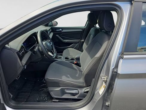 Used 2026 Volkswagen Jetta Sport FWD image 11