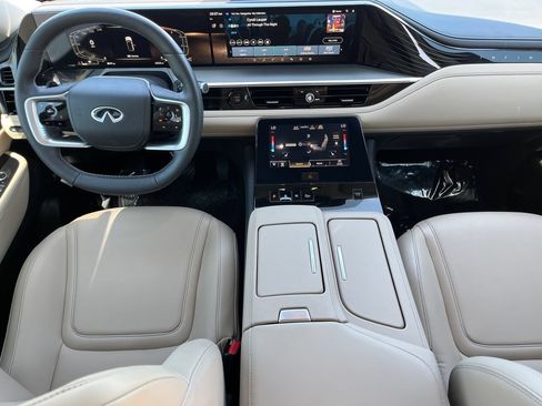 Certified 2026 INFINITI QX80 Pure w/ Cargo Package AWD/4WD image 12