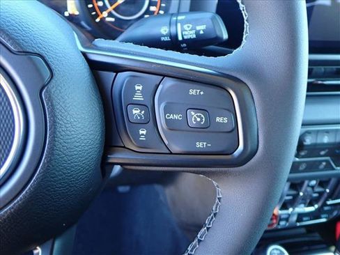 New 2026 Jeep Gladiator Rubicon w/ Safety Group image 15