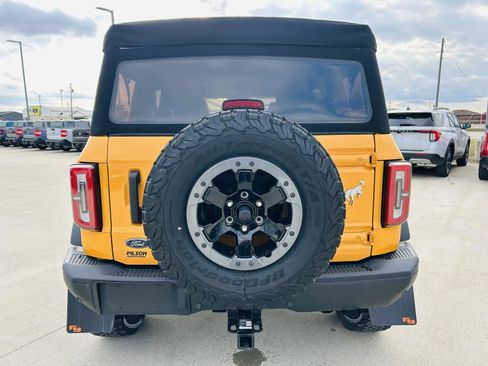 Used 2021 Ford Bronco Badlands image 36