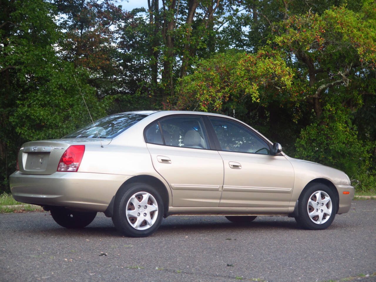 Used 2006 Hyundai Elantra Sedan FWD image 5