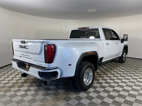 New 2026 GMC Sierra 3500 Denali Ultimate image 14