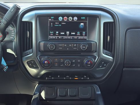 Used 2018 Chevrolet Silverado 1500 LTZ Z71 w/ Redline Edition AWD/4WD image 18