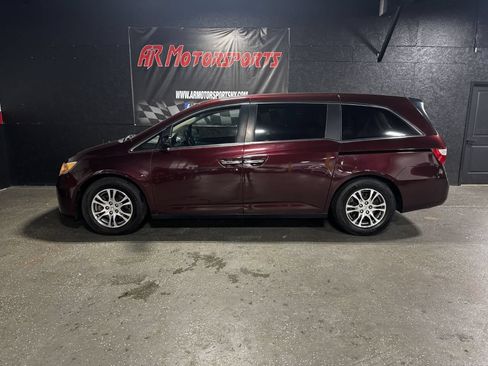 Used 2013 Honda Odyssey EX-L image 2