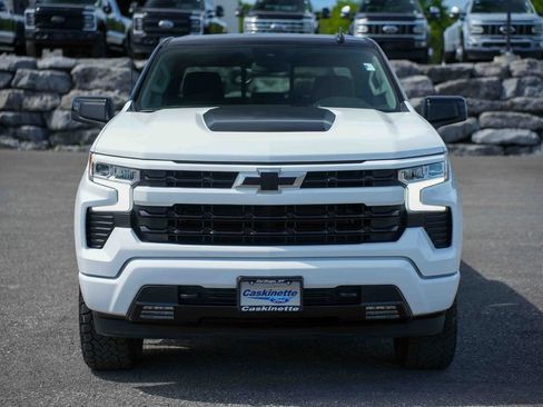 Used 2024 Chevrolet Silverado 1500 RST AWD/4WD image 2