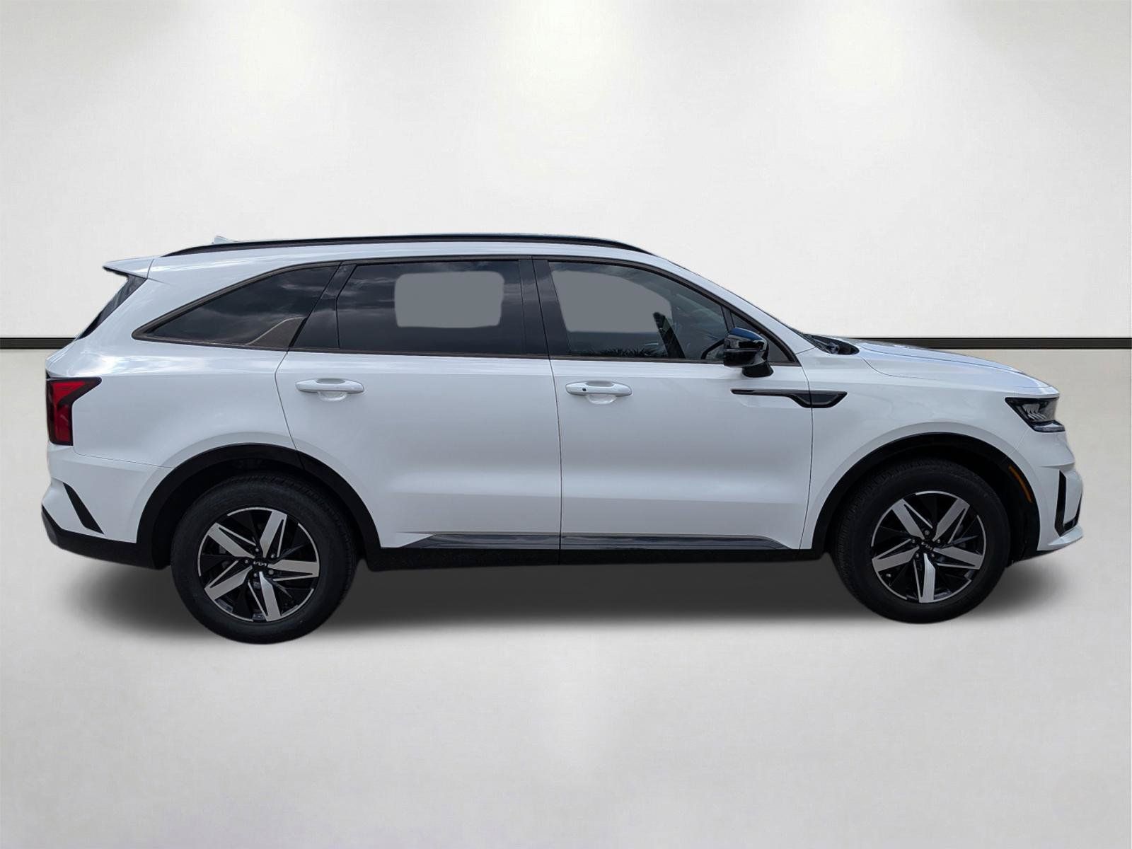 Used 2023 Kia Sorento S FWD image 3