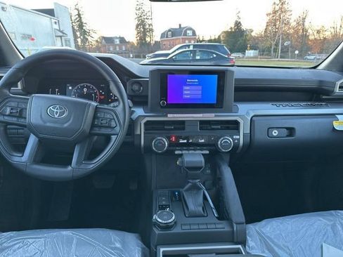 Used 2025 Toyota Tacoma SR5 image 11