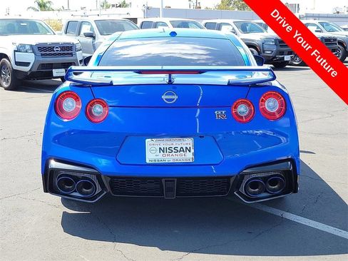 Used 2024 Nissan GT-R Premium w/ Premium Interior Package AWD/4WD image 25