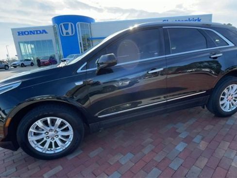 Used 2019 Cadillac XT5 FWD image 6